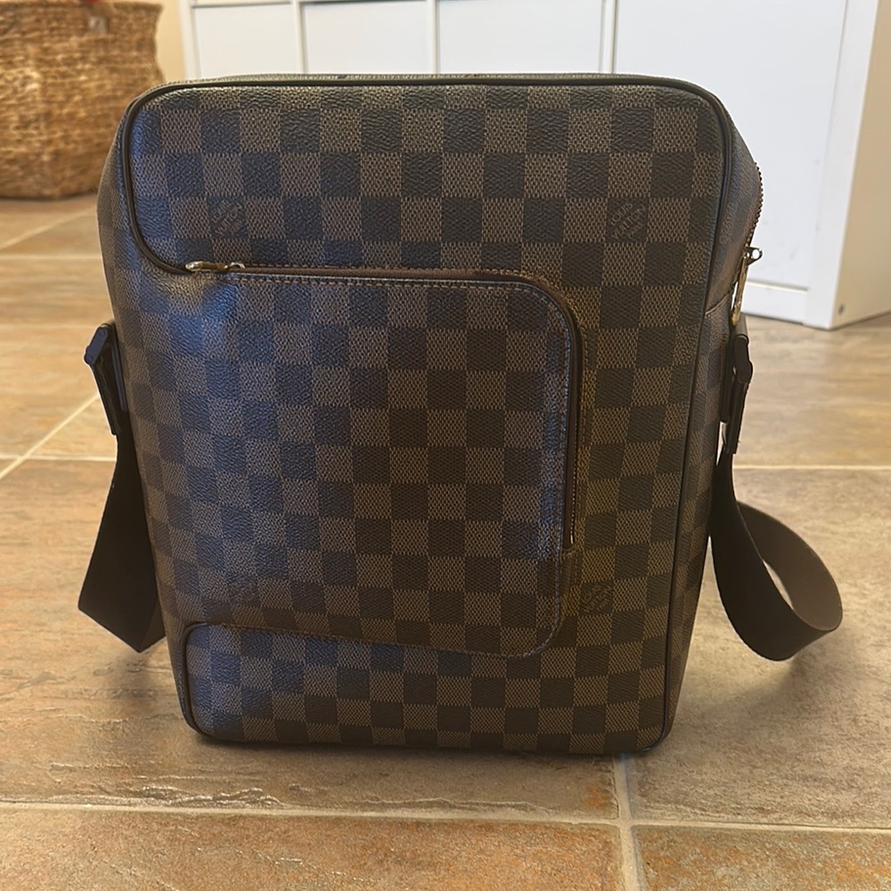 Authentic vintage Louis Vuitton Olav